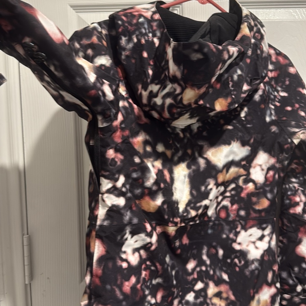 686 - Multicolor Ski/Snowboard Jacket with Hood - Picture 4 of 4